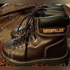 Caterpillar boots.  Very sturdy.  Size 8. Brown and yellow. Steel toe.